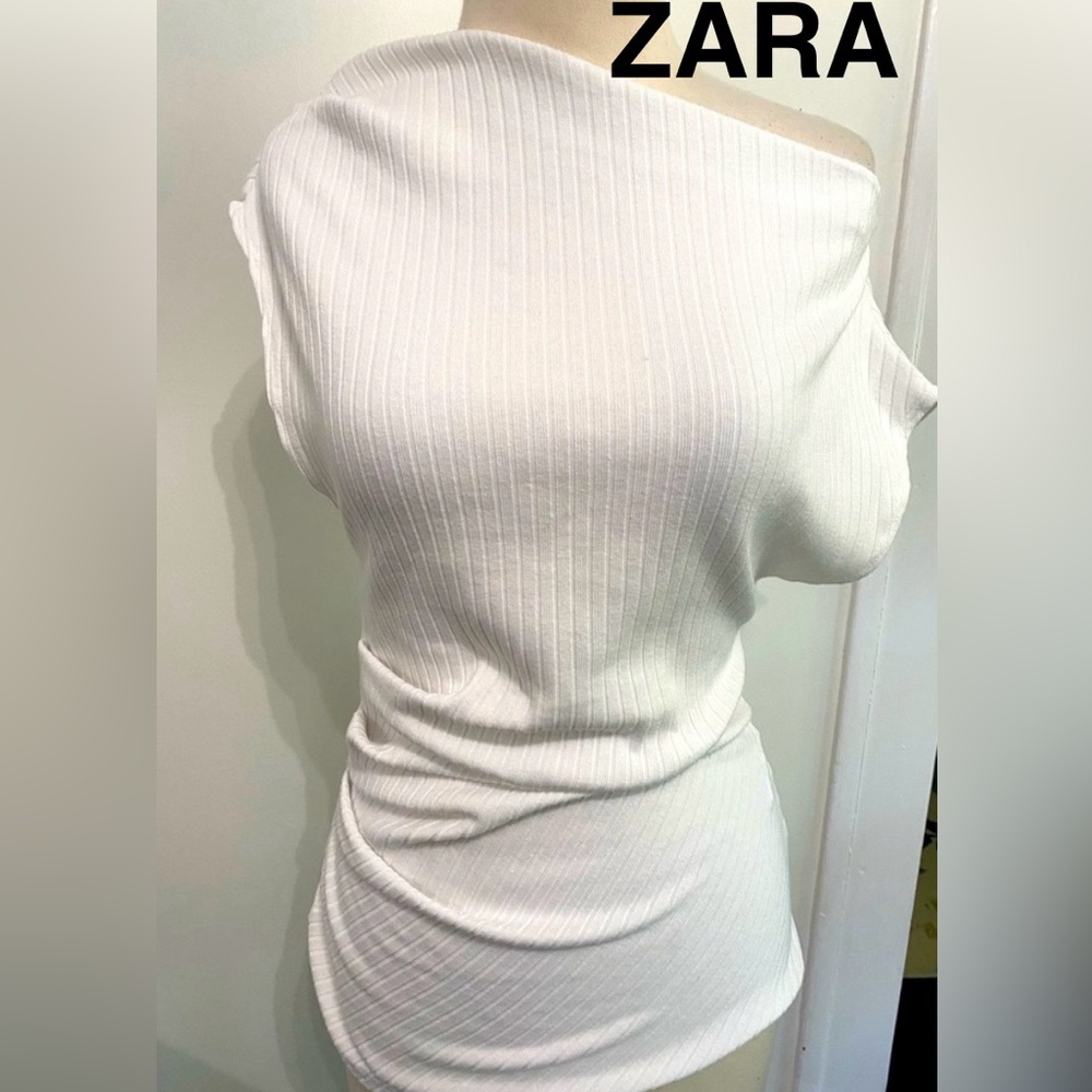 ZARA White Ribbed Off-Shoulder Top - Size S - NEW